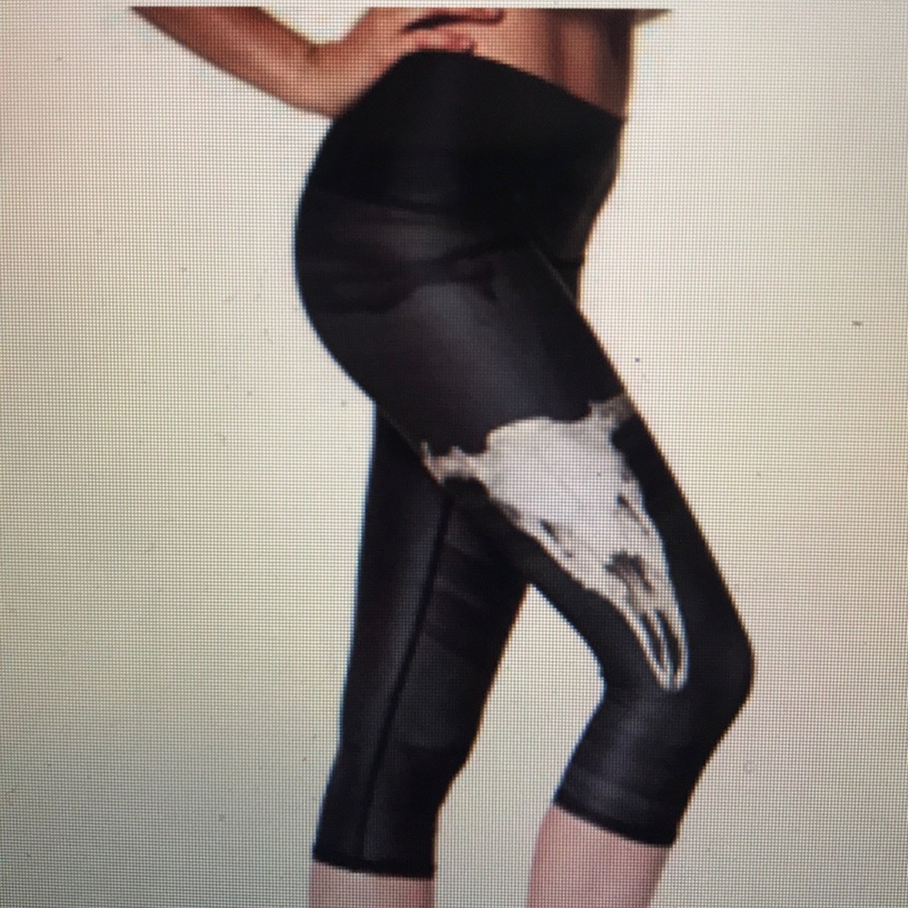 Teeki Deer Medicine Charcoal Goddess Capri